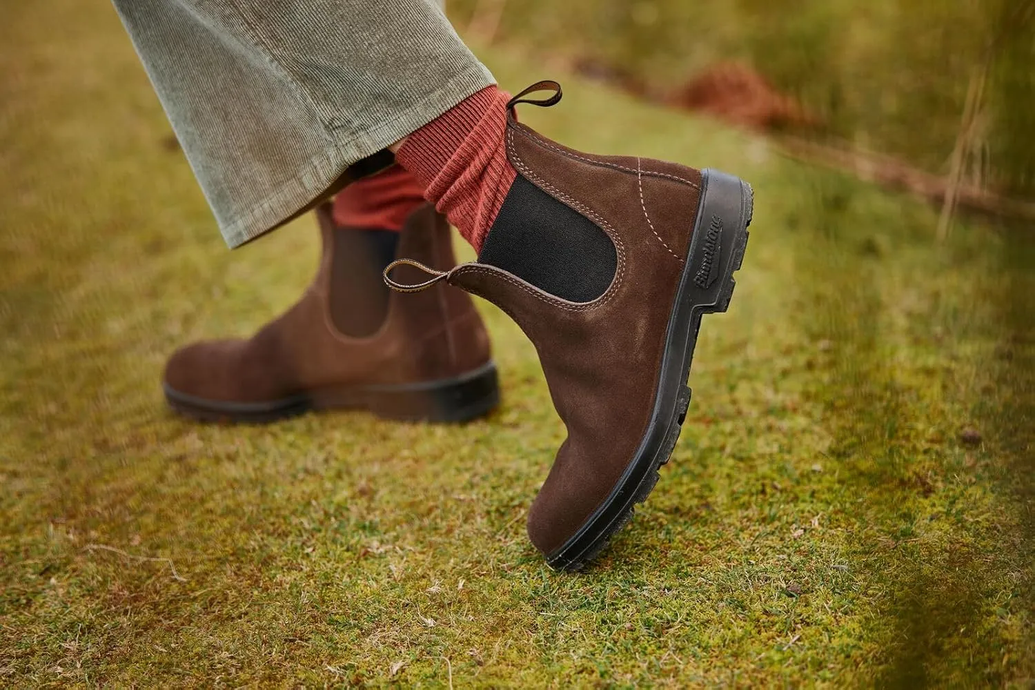 Blundstone Originals 2405 Unisex Suede Leather Chelsea Boots,