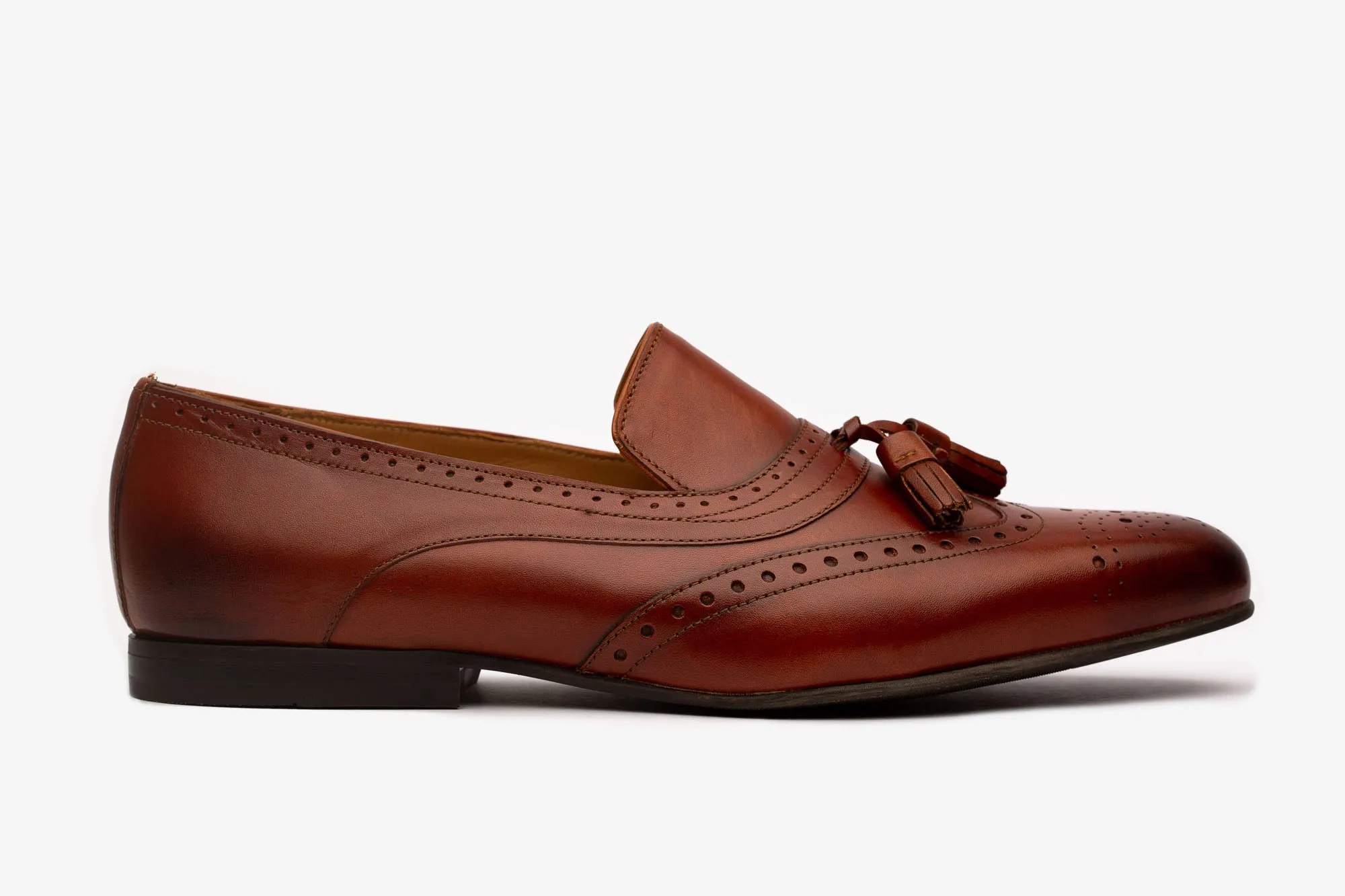 Brown Wing Tip Detailed Tassel Loafer