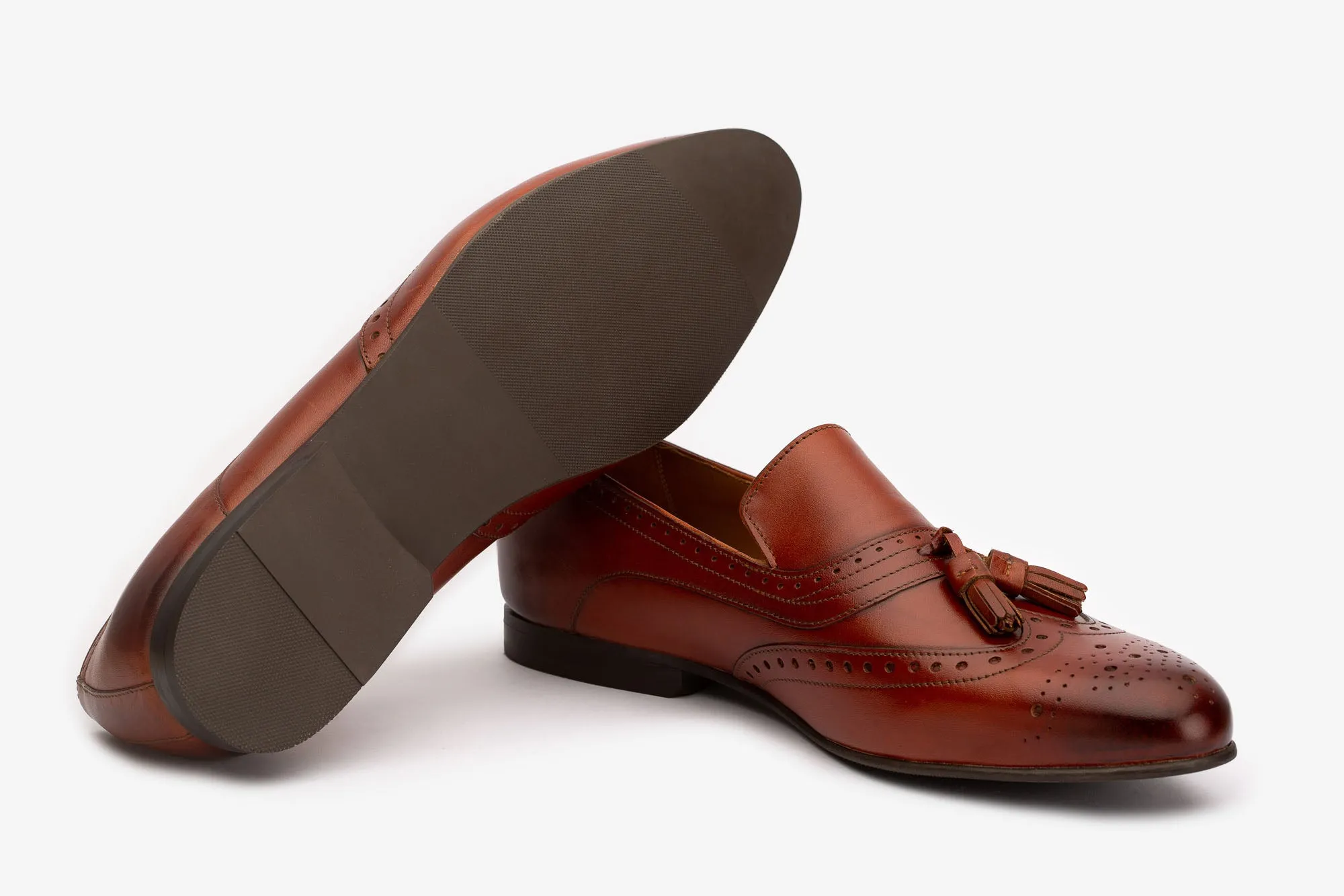 Brown Wing Tip Detailed Tassel Loafer