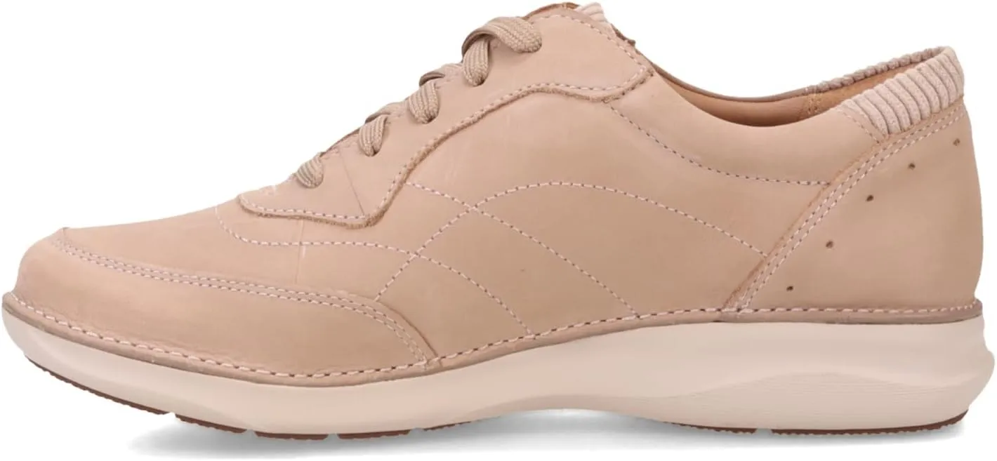 Clarks Women's Appley Tie Oxford