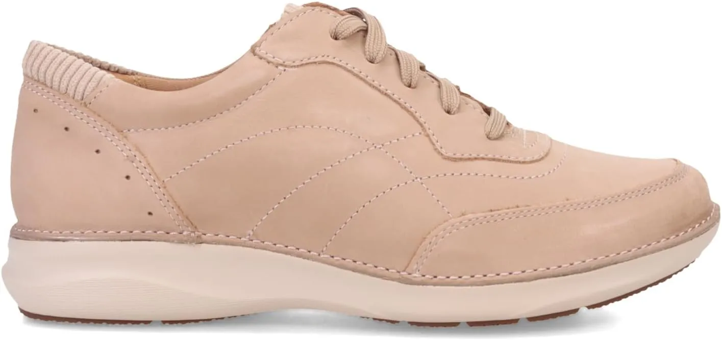 Clarks Women's Appley Tie Oxford