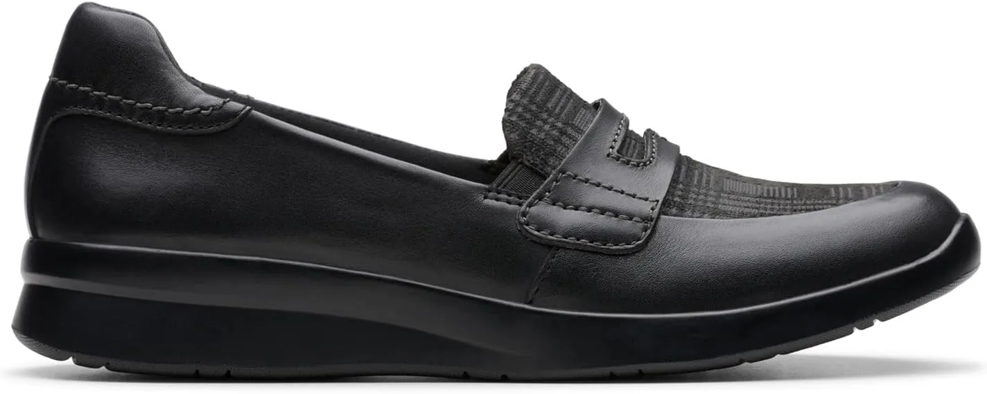 Clarks Women's Ellowyn Penny Loafer