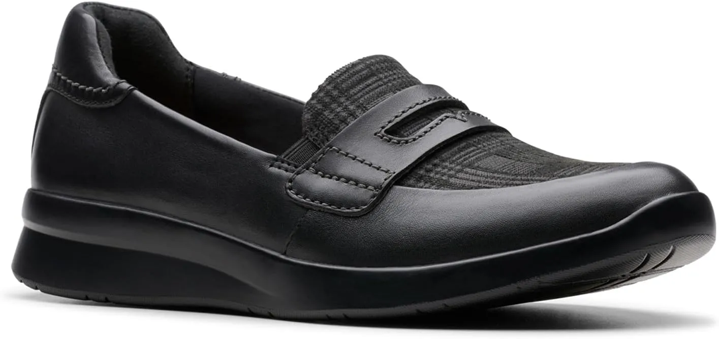 Clarks Women's Ellowyn Penny Loafer