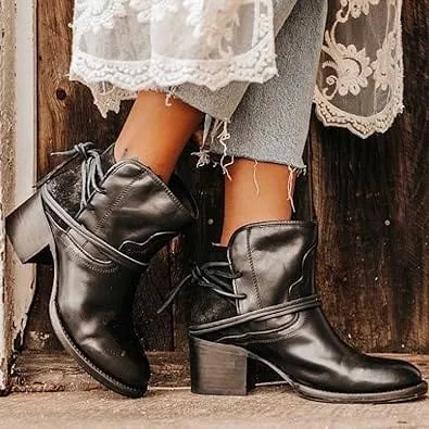 Elegant and detailed supportive Boots