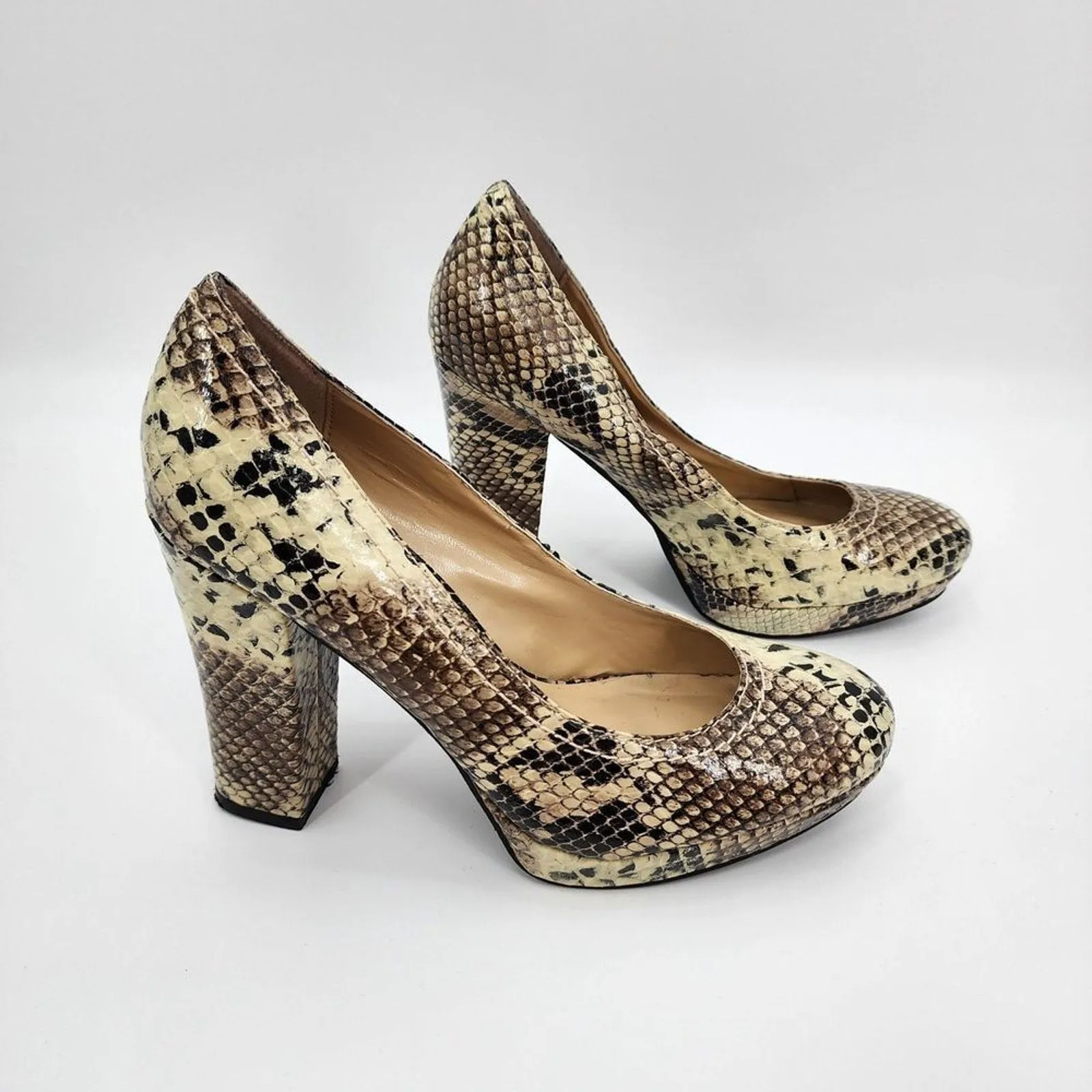 Kenneth Cole Proto Graph Snake Skin Chunky Block High Heel Woman's Size 7.5