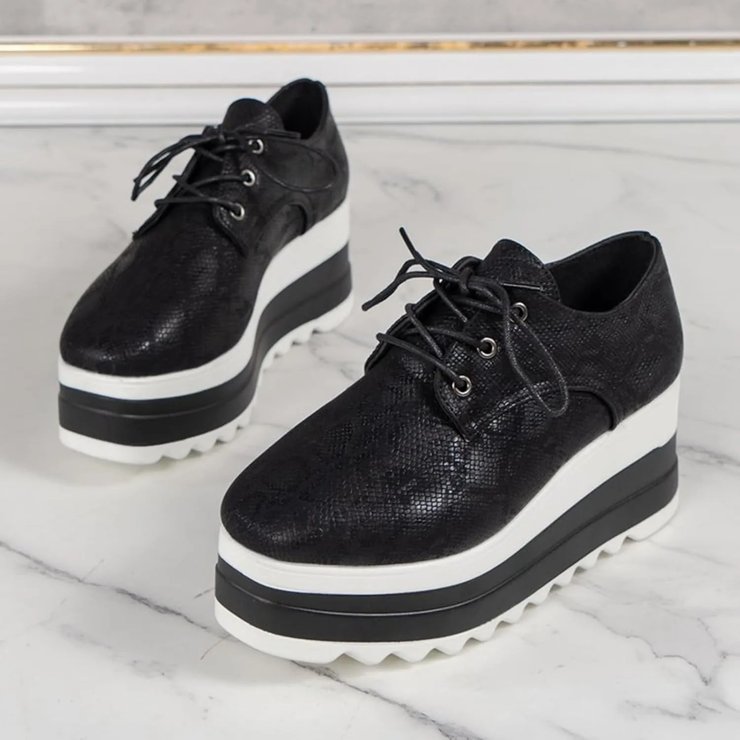 New Women's Round Toe Lace Up Platform Platform Shoes Casual Shoes Women 9
