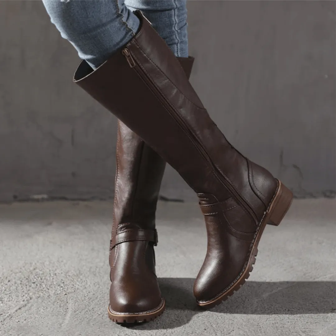 Relaxed and supportive orthopedic Boots