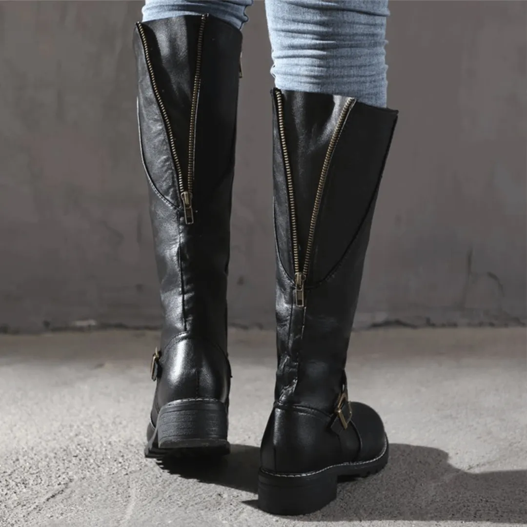 Relaxed and supportive orthopedic Boots