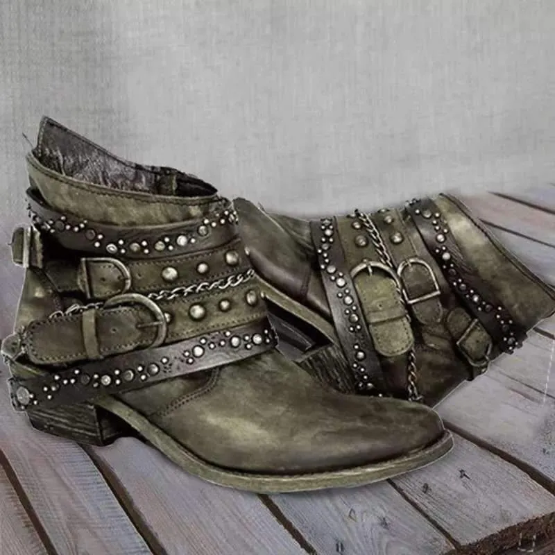 Relaxed and supportive orthopedic footwear