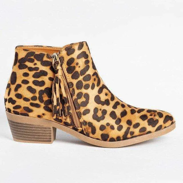 Supportive orthopedic Boots