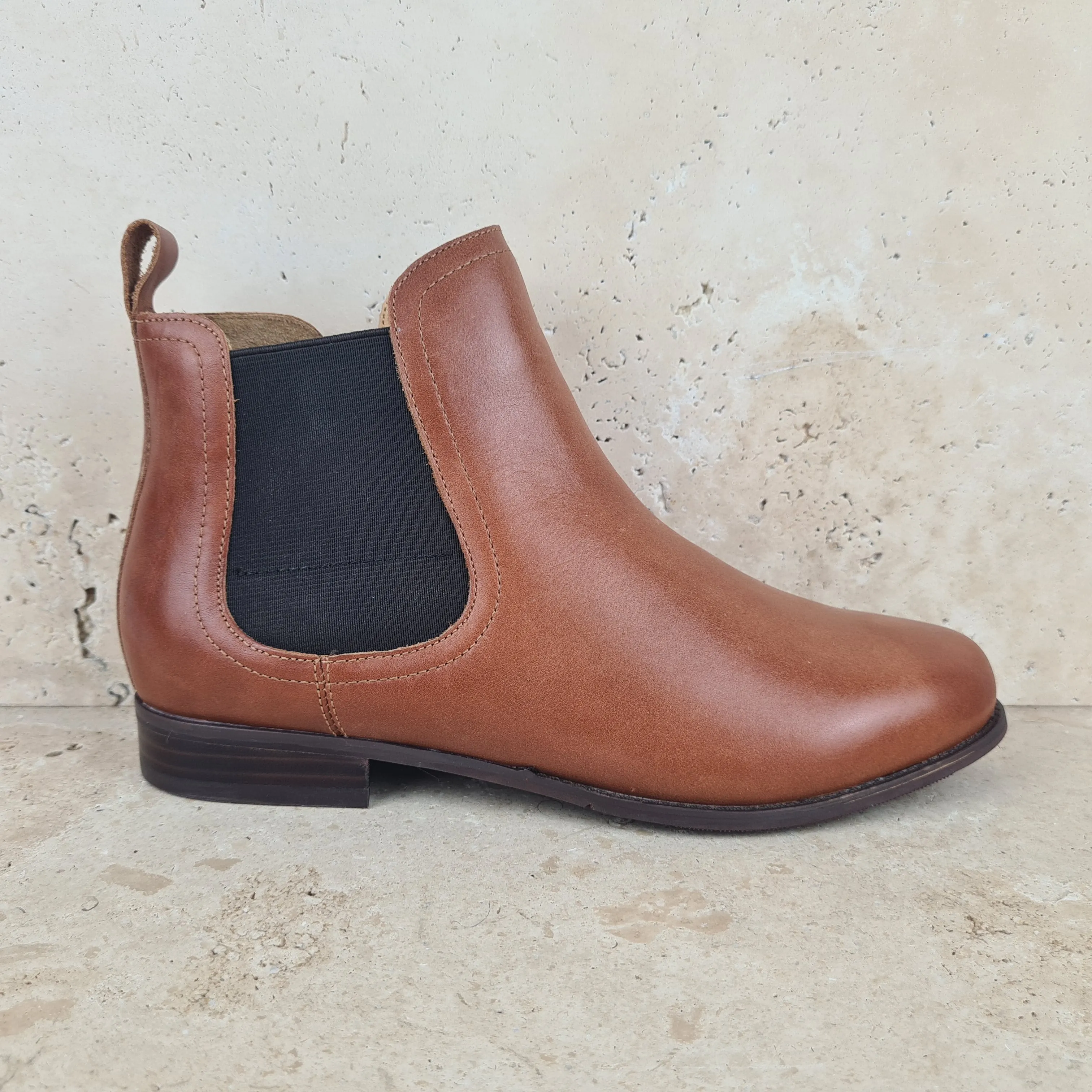 Talia Cognac - Choc