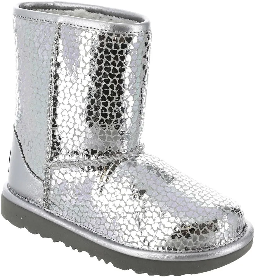 UGG Unisex-Child T Classic Ii Gel Hearts Fashion Boot