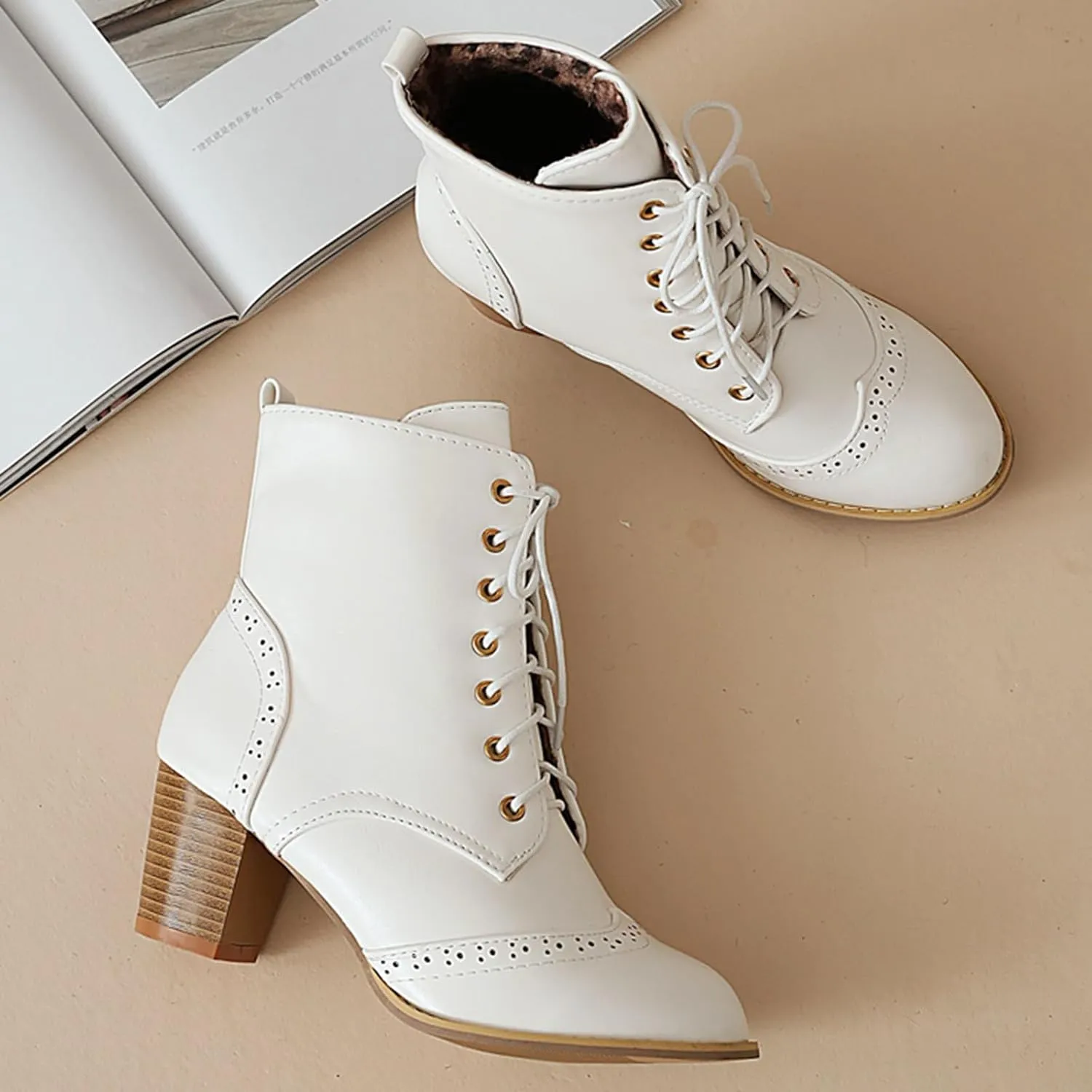 UniqueStride Women's Brogue Ankle Boots Lace Up Ankle Bootie with Chunky Block Heel Round Toe Shoes