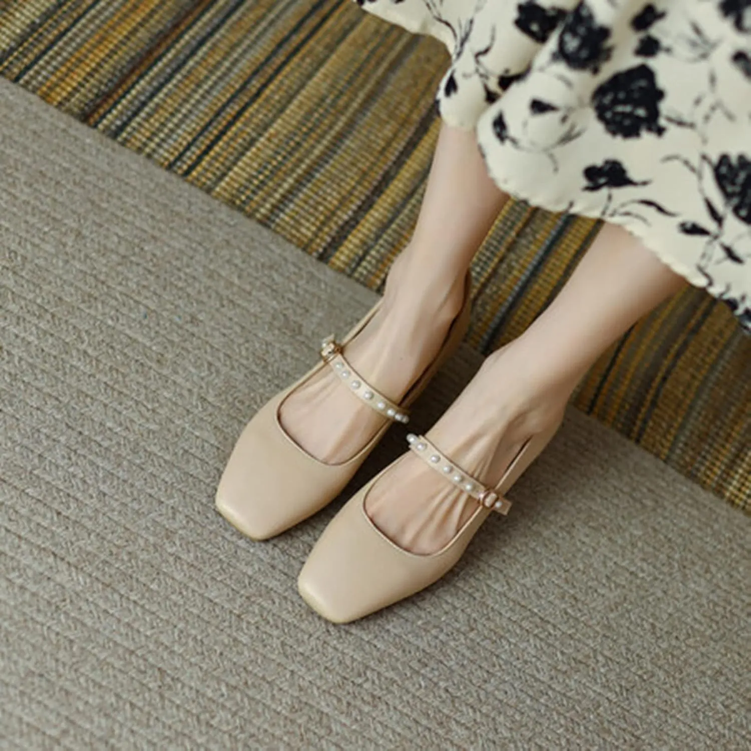 Women Pearl Ankle Strap Mary Janes Chunky Mid Block Heel Pumps Casual Square Toe Office Date Shoes