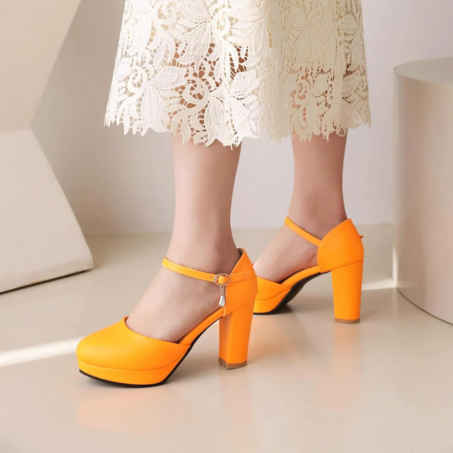 Women's JS246 Buckle Adjustable Strap Chunky Pu High Chunky D-Orsay Pumps