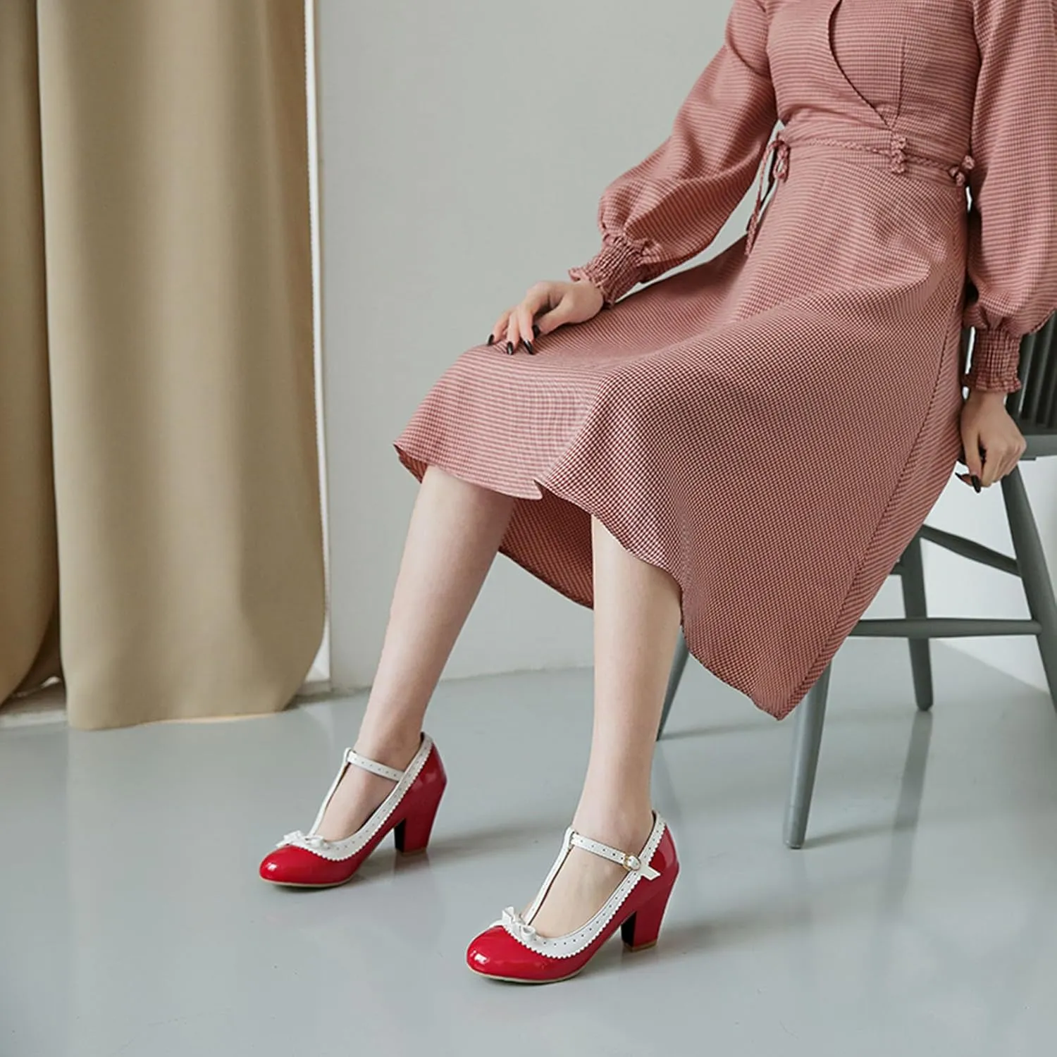 Womens Rockabilly Shoes T-Strap Mary Jane Block High Heel Closed Toe Pumps