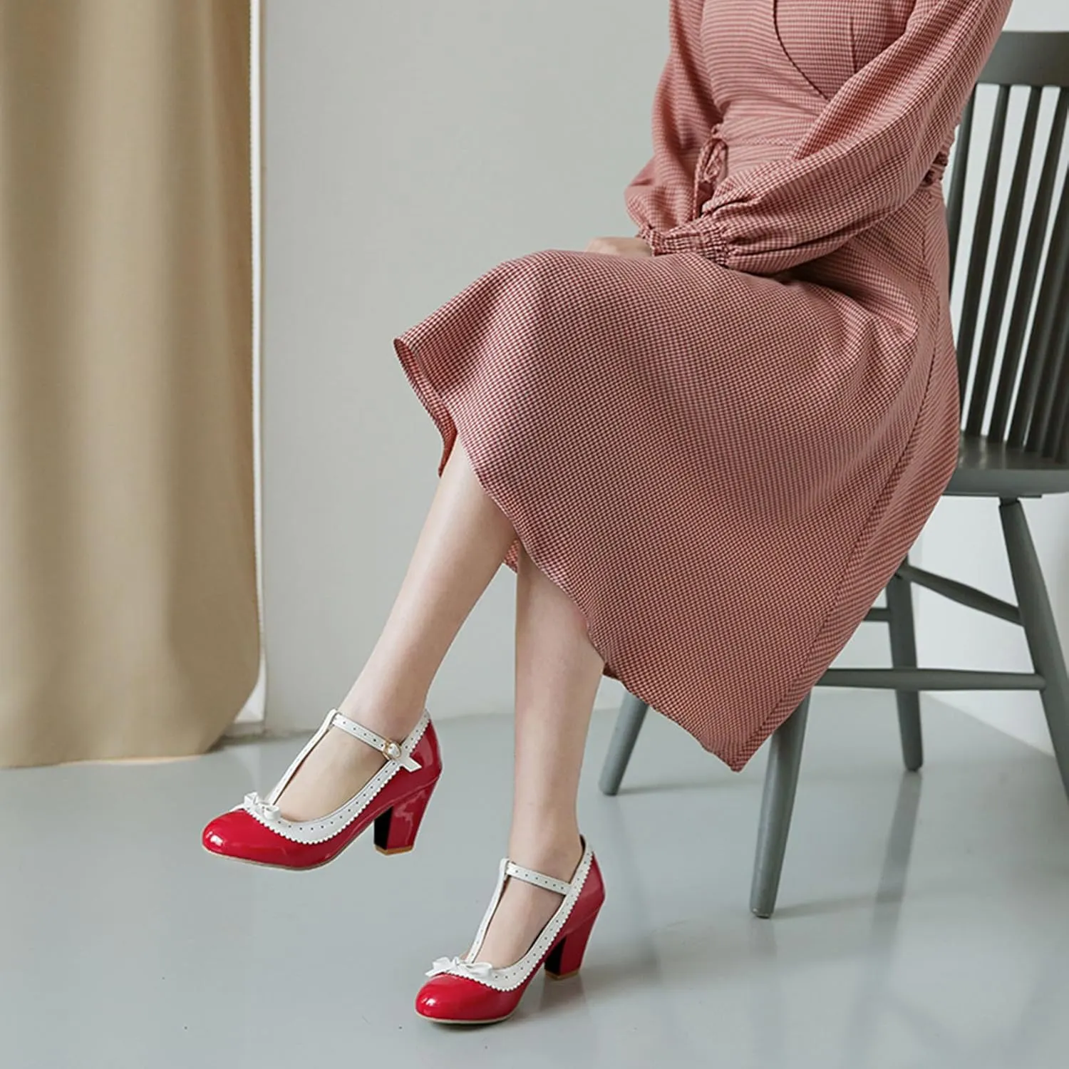 Womens Rockabilly Shoes T-Strap Mary Jane Block High Heel Closed Toe Pumps